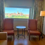 Otel De 4*