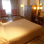 De Otel