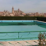 De Otel