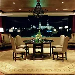 Otel De 4*