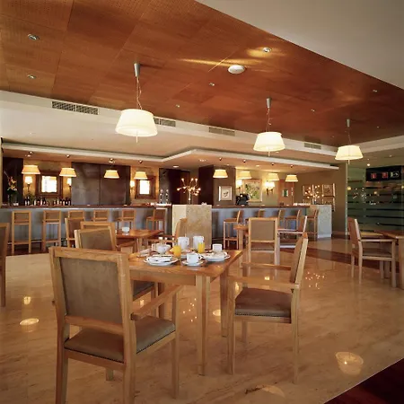 De Hotel 4*