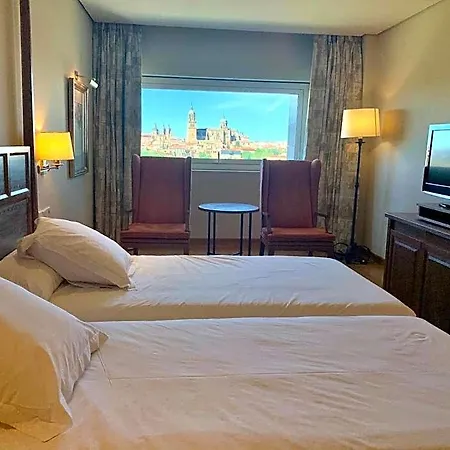 Hotel De 4*