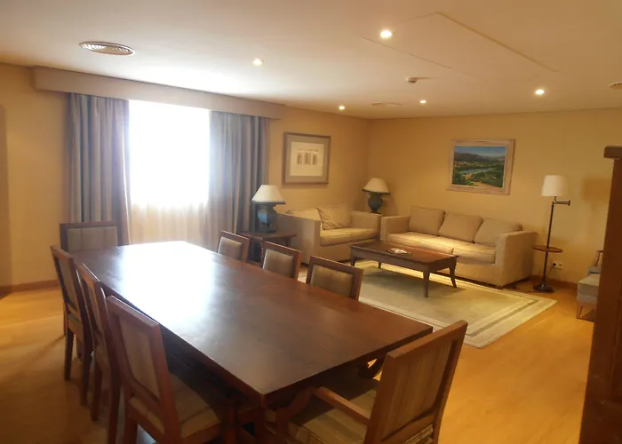 パラドール デ 4*