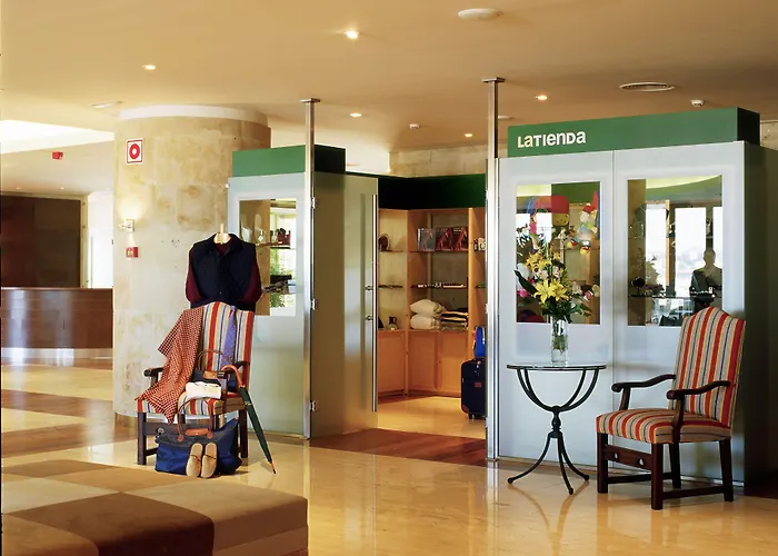 パラドール デ 4*